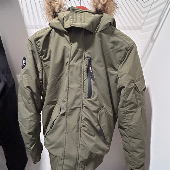 Aeropostale - Picture 3 of 4